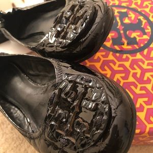 Tory Burch patent croc Reva flat, super comfort.